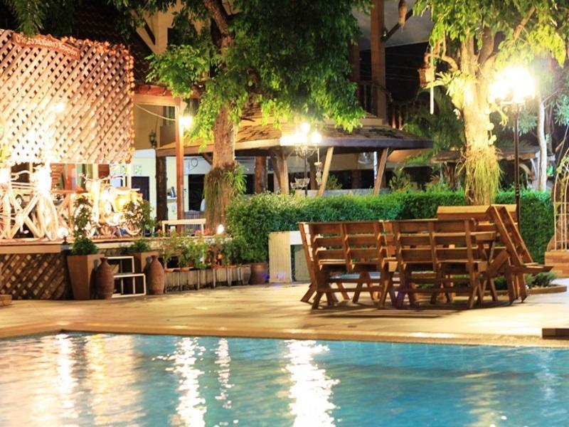 Bansuan Chomdao Resort Khon Kaen Bagian luar foto
