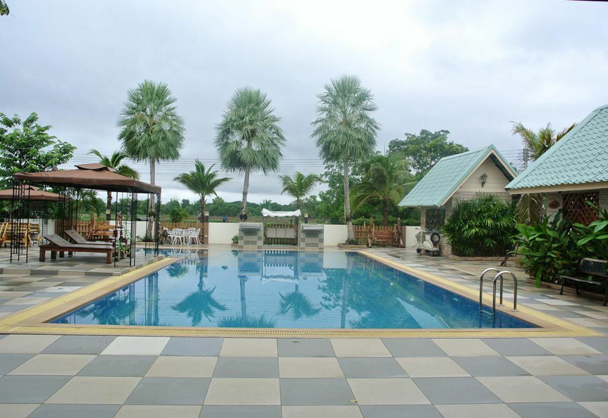 Bansuan Chomdao Resort Khon Kaen Bagian luar foto